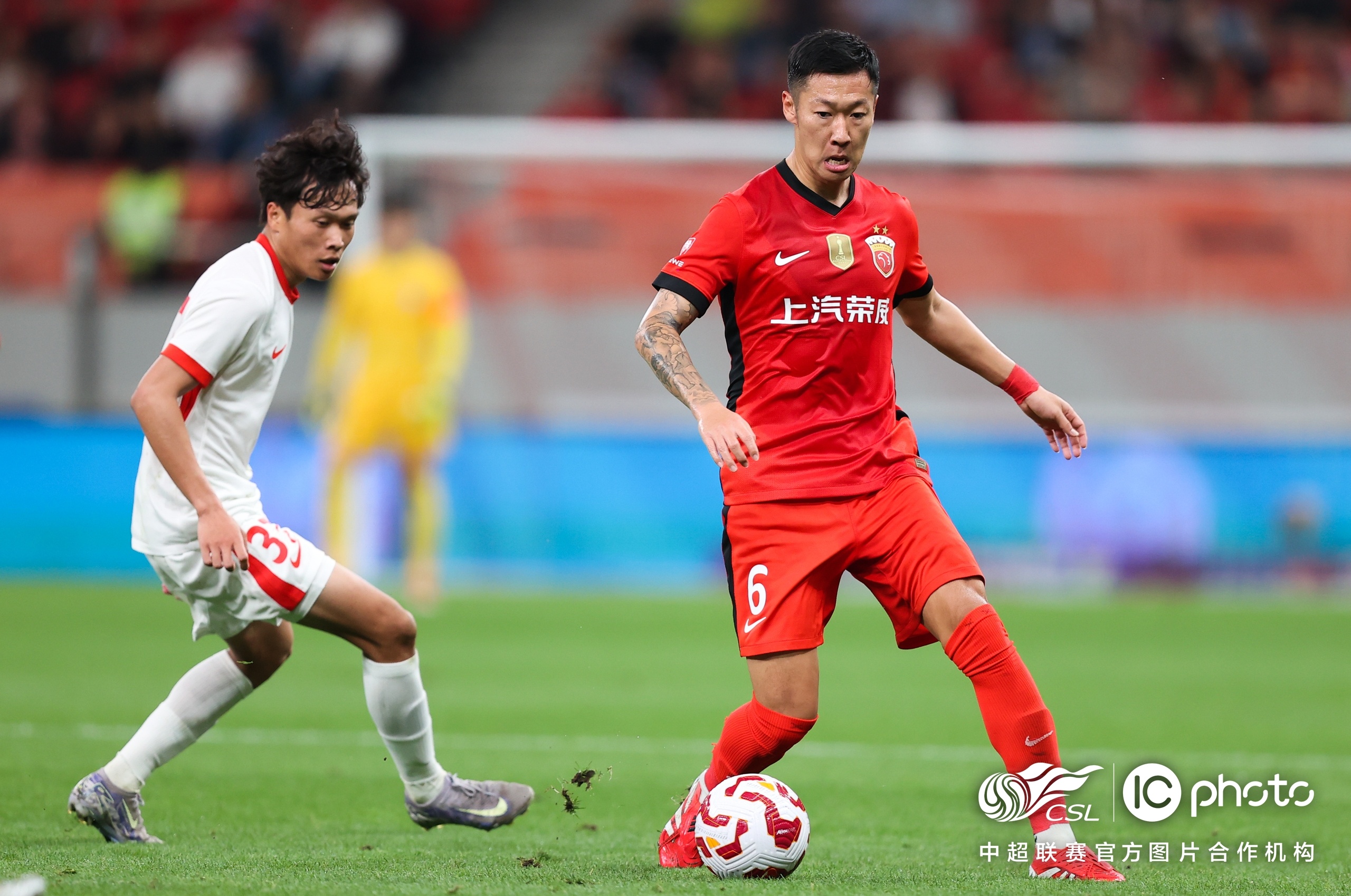 LOL台服注册账号-包含赛地聚焦:葡超关键时刻热度飙升,山东男篮主帅复盘,底气十足,身体对抗强度拉满的词条