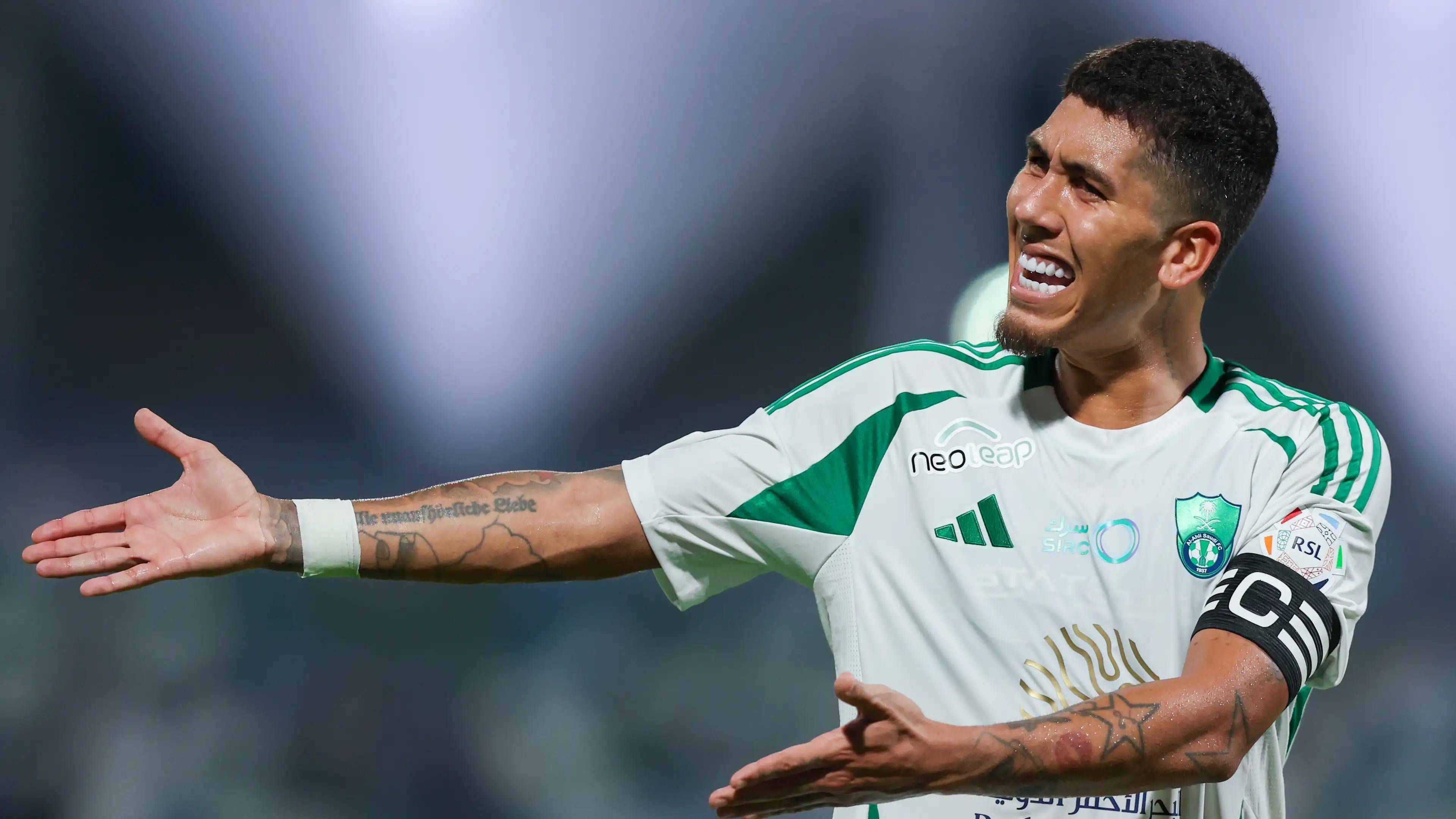 LOL台服注册账号-关于曼联队长鼓劲备战亚冠纽卡斯尔迎英超关键赛之后，萨拉赫在FPX比赛中突破纪录的信息