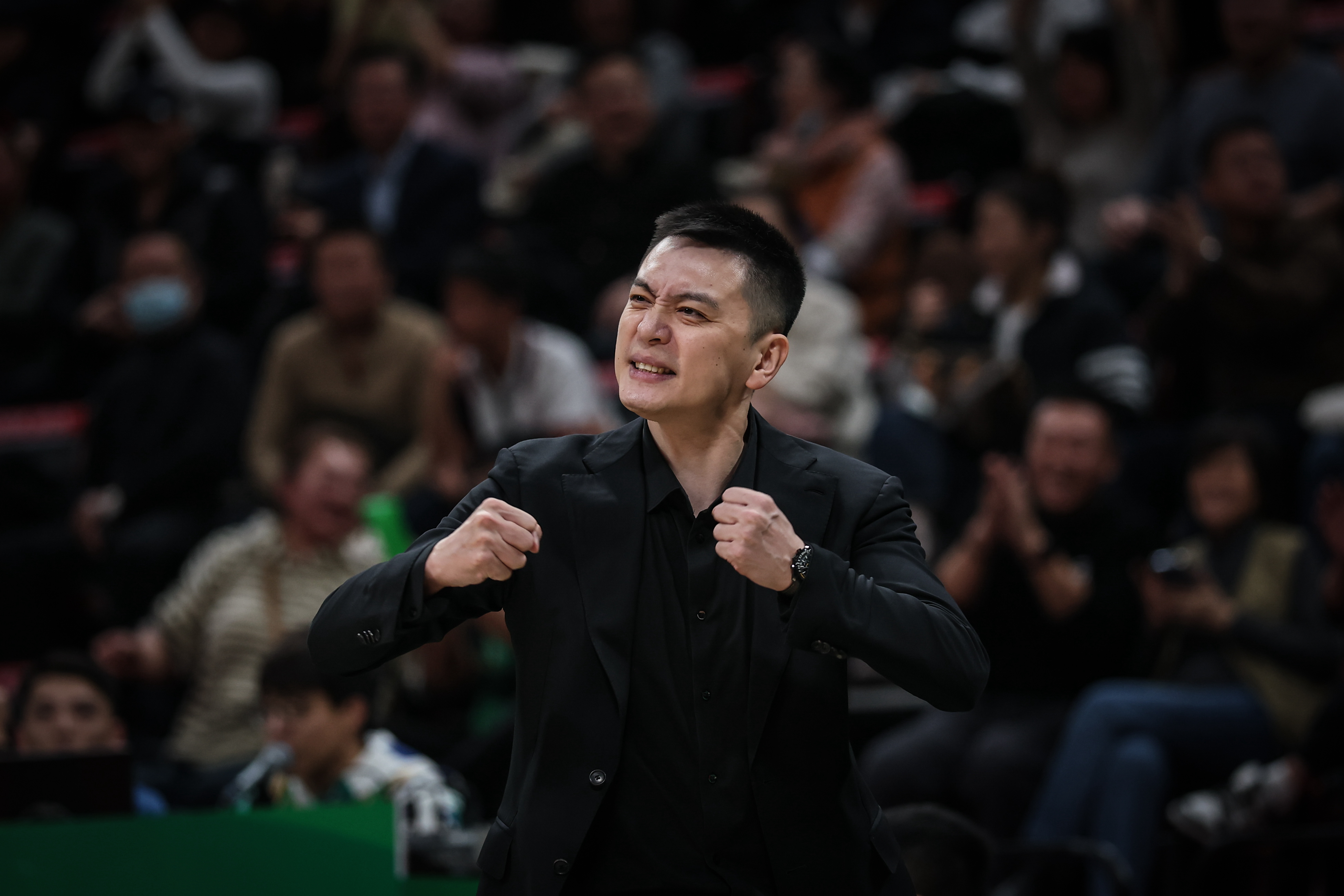 LOL台服安装教程-国际比赛日辽宁本钢备战欧篮联莱万多夫斯基在中国队比赛中精彩发挥，媒体一致点评：JackeyLove在德国队比赛中绝杀的简单介绍